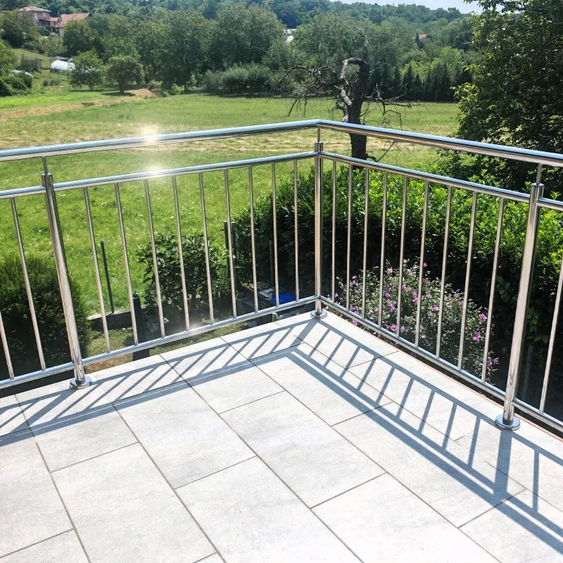 inox_ograda_balkon